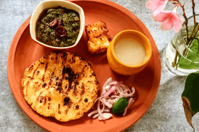 SARSON KA SAAG WITH MAKKI KI ROTI